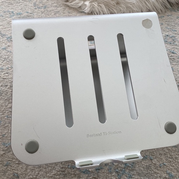 Computer Stand - Picture 4 of 4